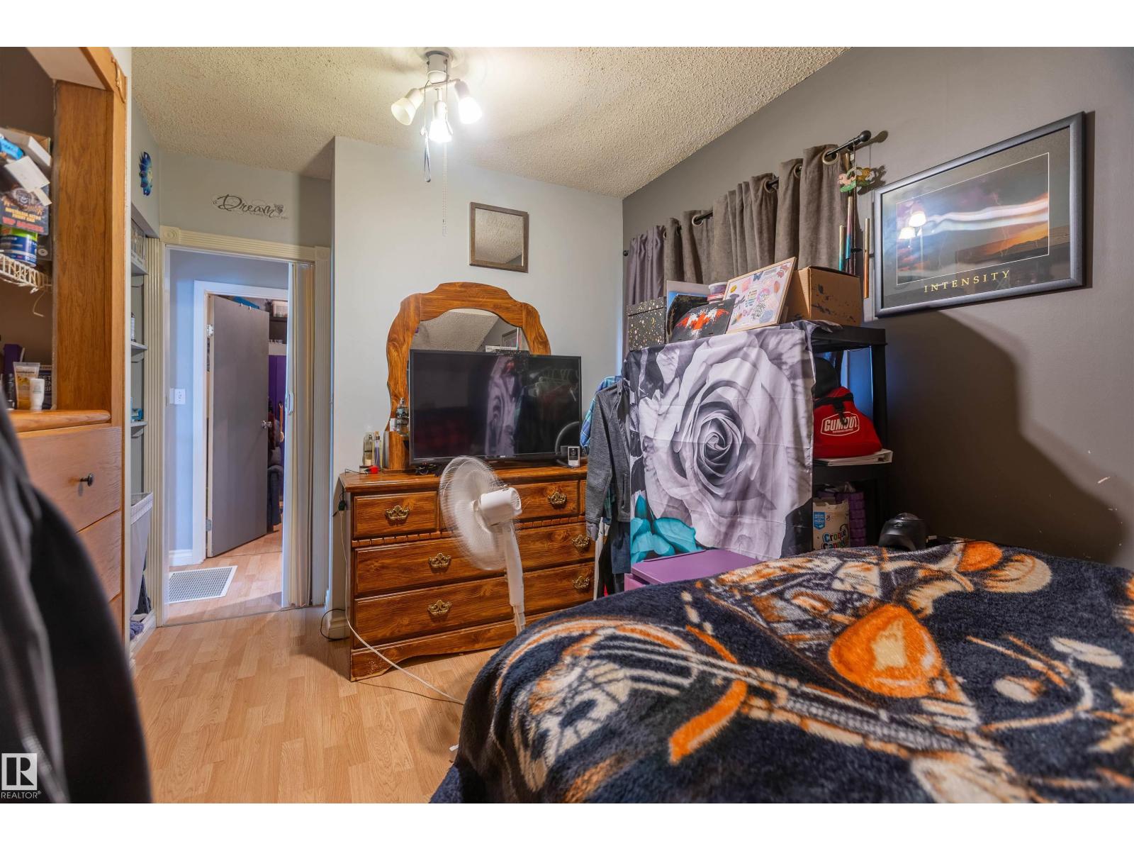4834 51 ST - Image 15
