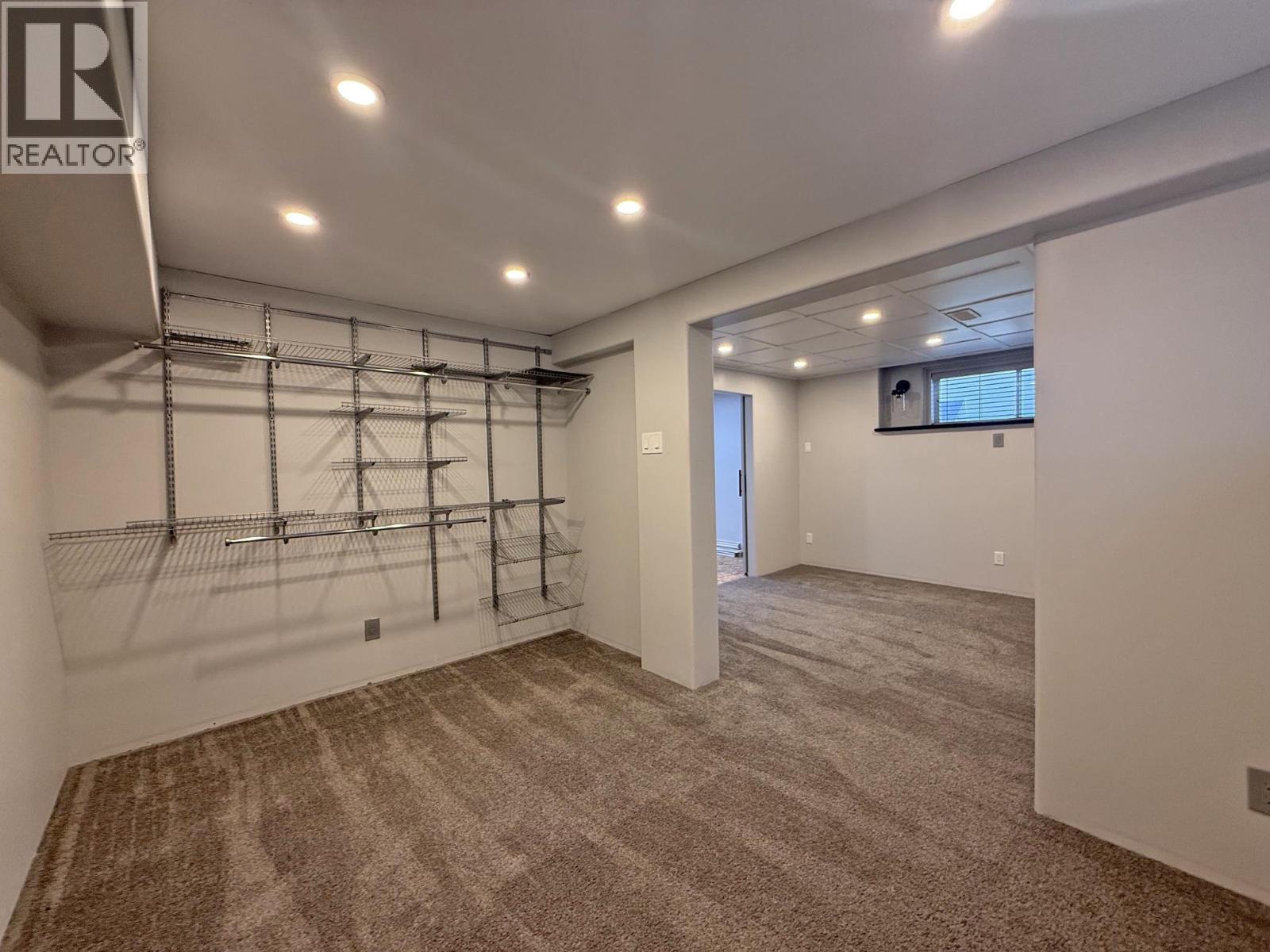 398 WESTERN AVENUE - Image 16