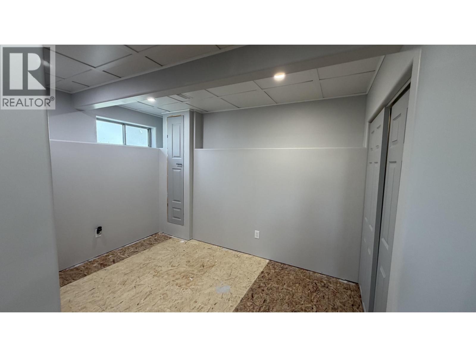 398 WESTERN AVENUE - 19