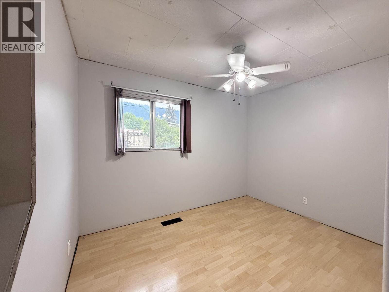 398 WESTERN AVENUE - 10
