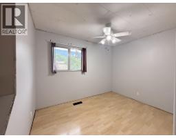 Laundry room - 398 Western Avenue, Williams Lake, BC V2G2H7 Photo 10