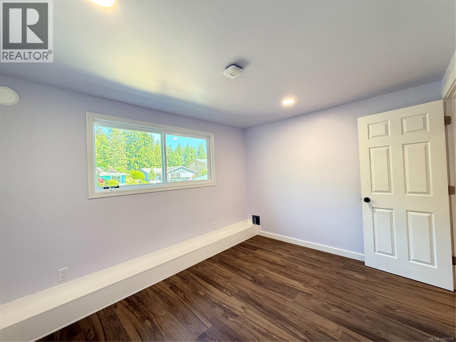 7810 Daphne St - 27