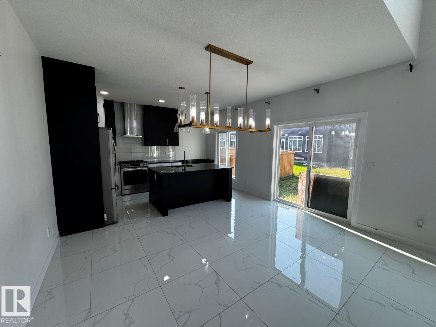 5741 KOOTOOK WY SW, Keswick, Edmonton photo 3