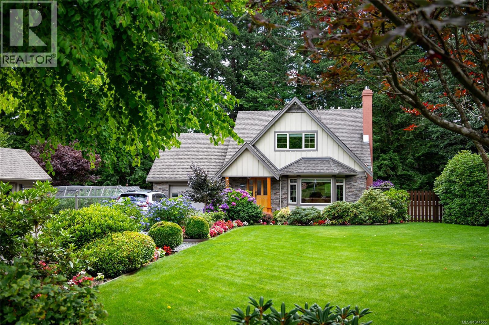 3095 Martin Rd, Campbell River