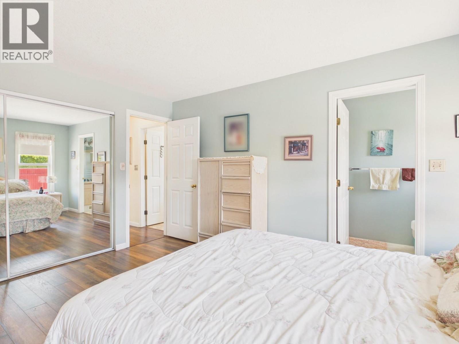 14 Poplar Court - 16