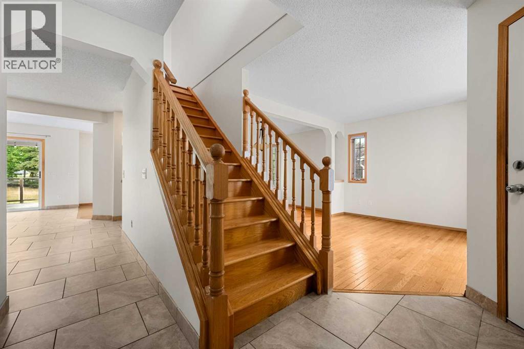 115 Macewan Park Circle, MacEwan Glen, Calgary photo 2