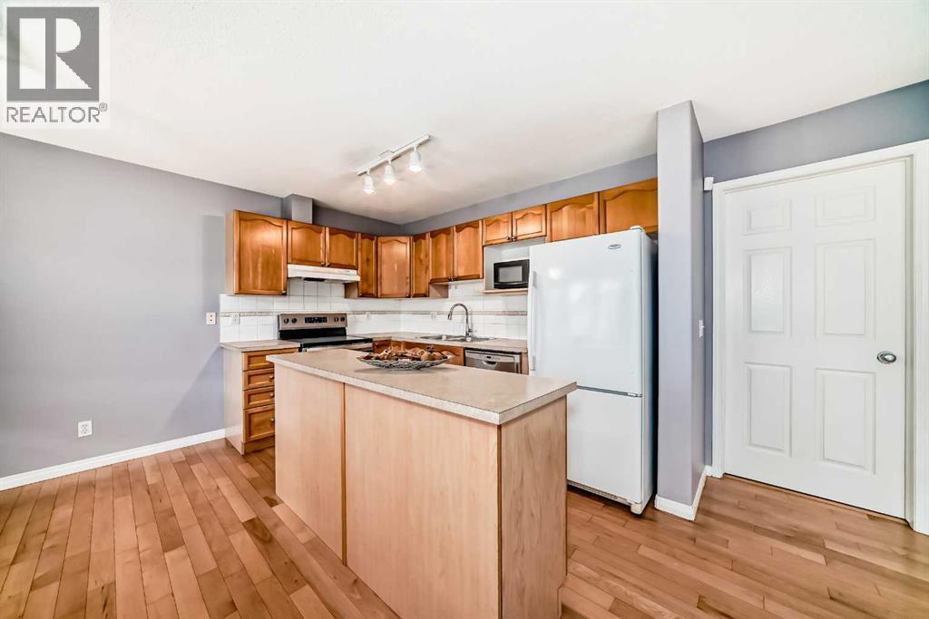156 Simcoe Place SW - 6