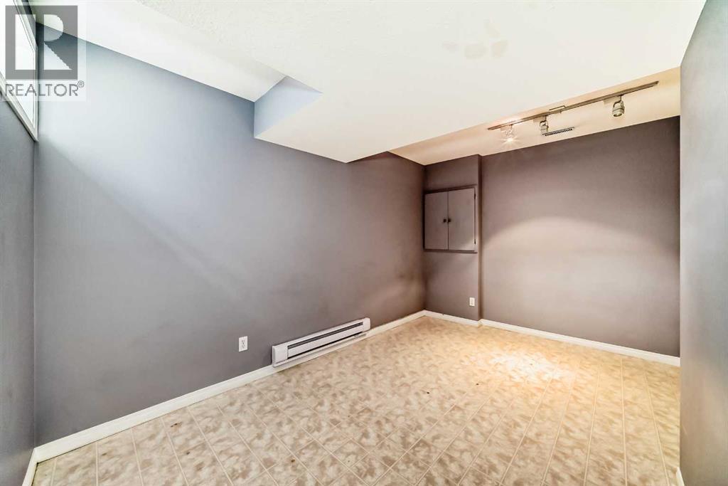 156 Simcoe Place SW - 26