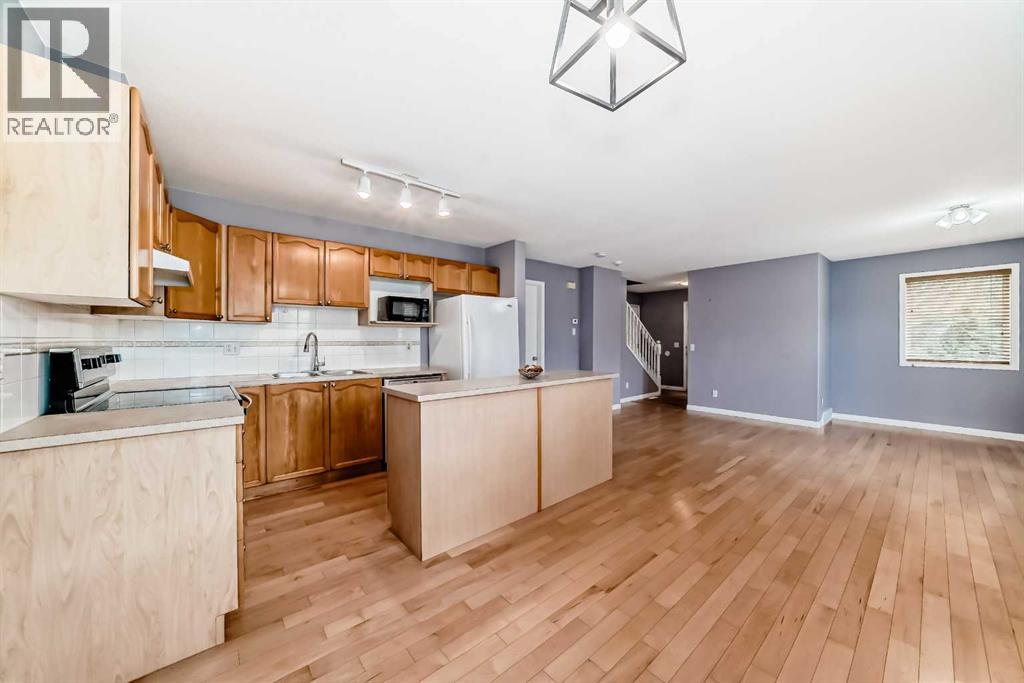 156 Simcoe Place SW - 12