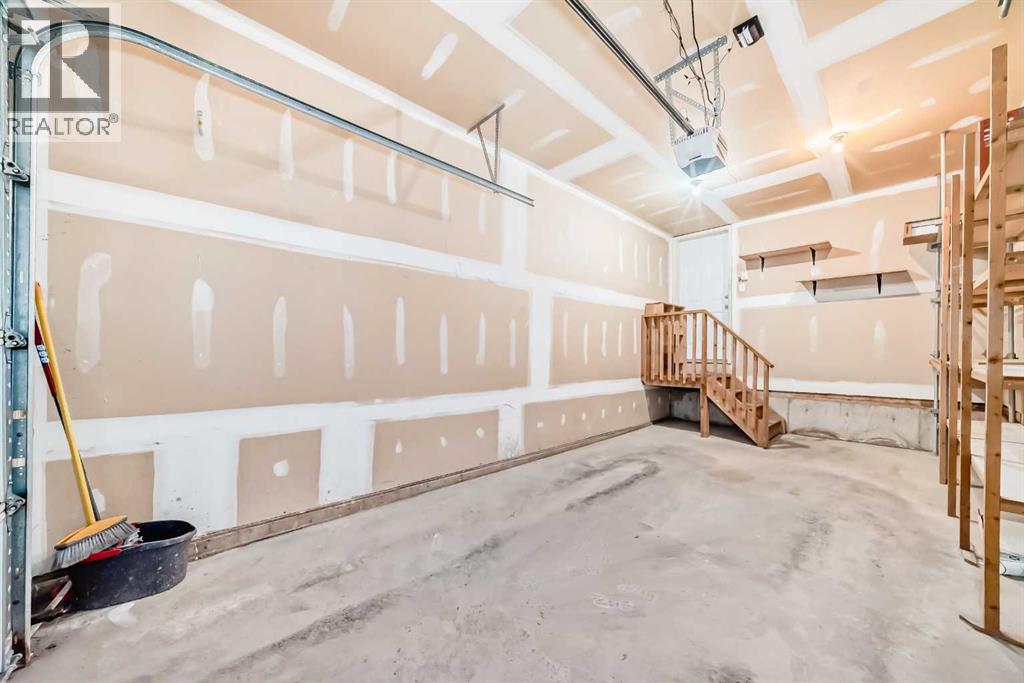 156 Simcoe Place SW - 28