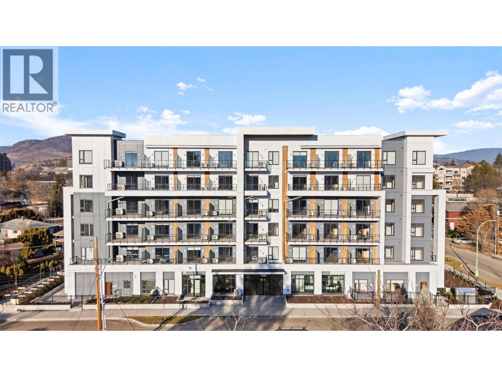 #212 1380 Pridham Avenue - 1
