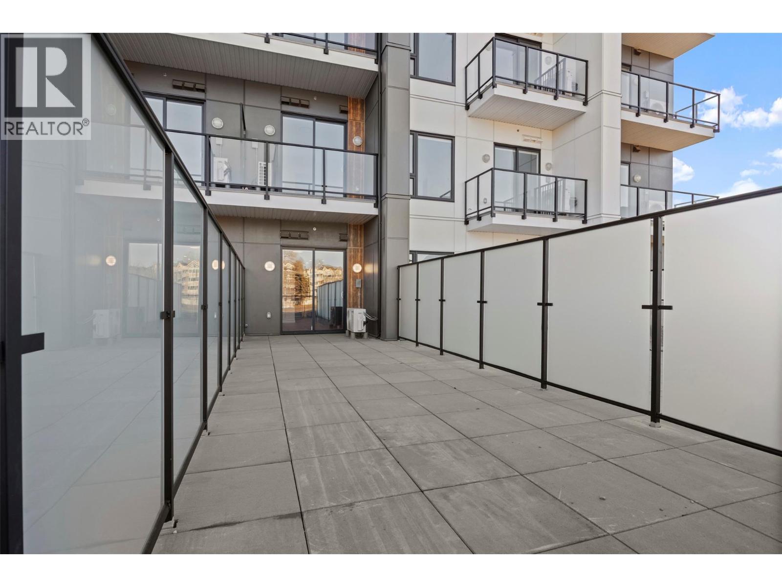 #212 1380 Pridham Avenue - 9