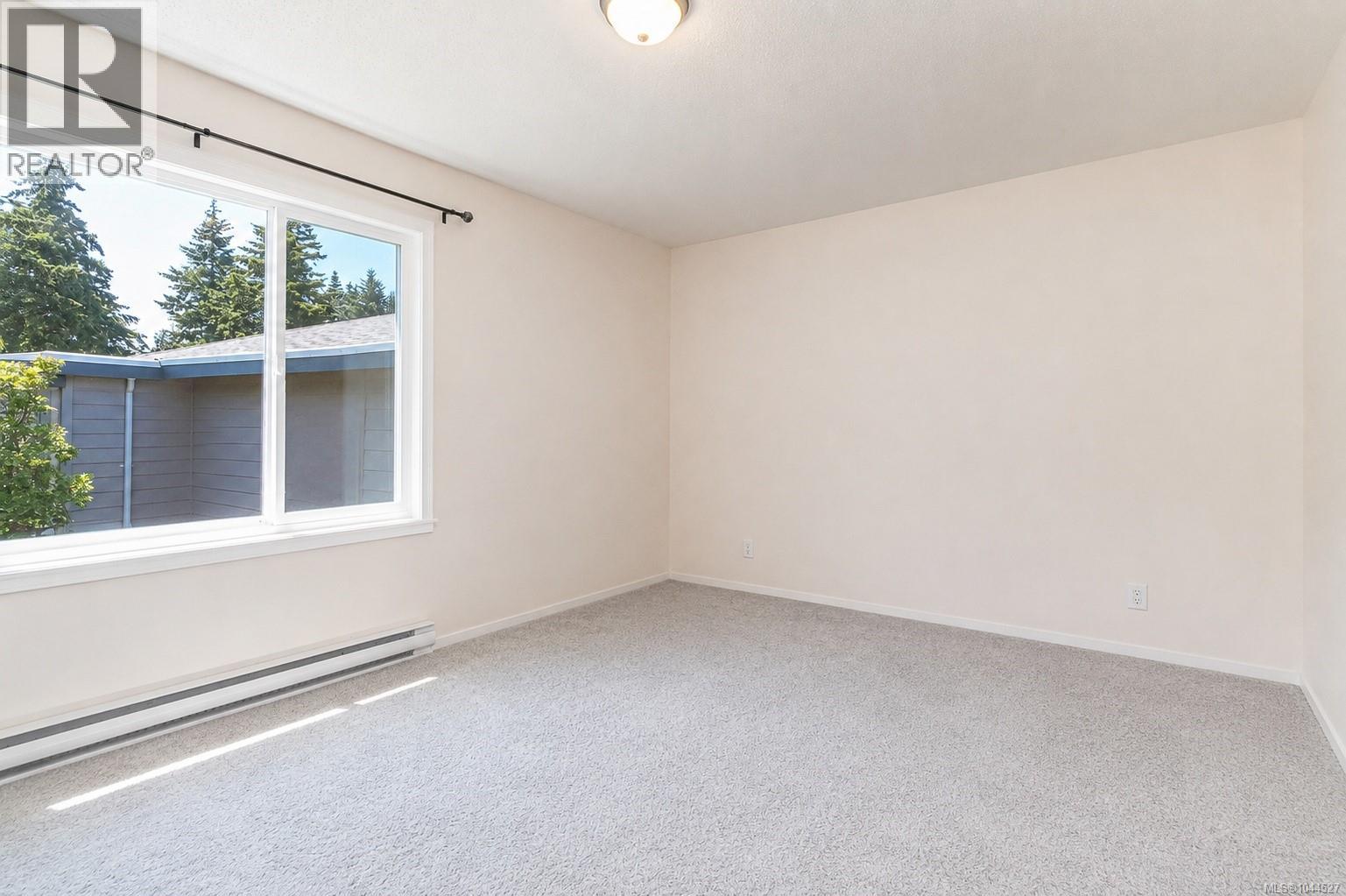 #607 2829 Arbutus Rd - 41