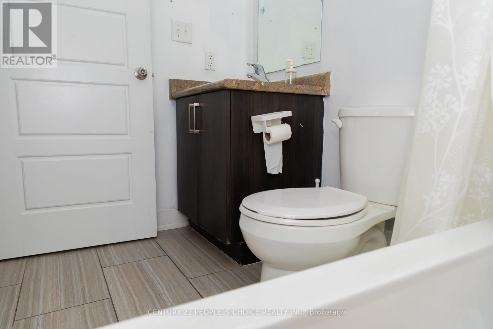 #A5 190 CENTURY HILL DRIVE - Image 25