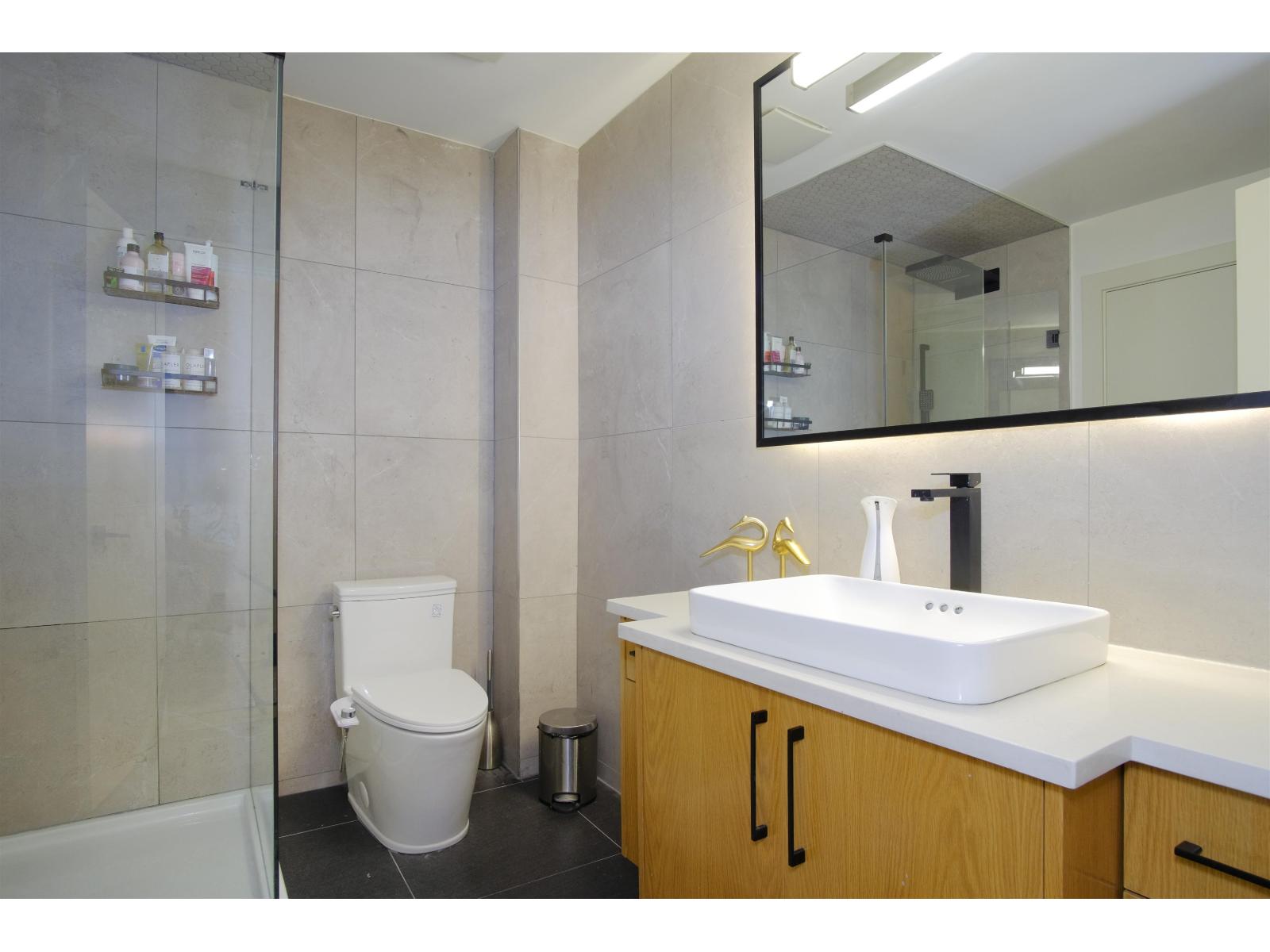 3 Bed, 2 Bath House for Sale in Surrey – 10 10736 GUILDFORD DRIVE, Surrey – MLS# R3149191 - Image 19