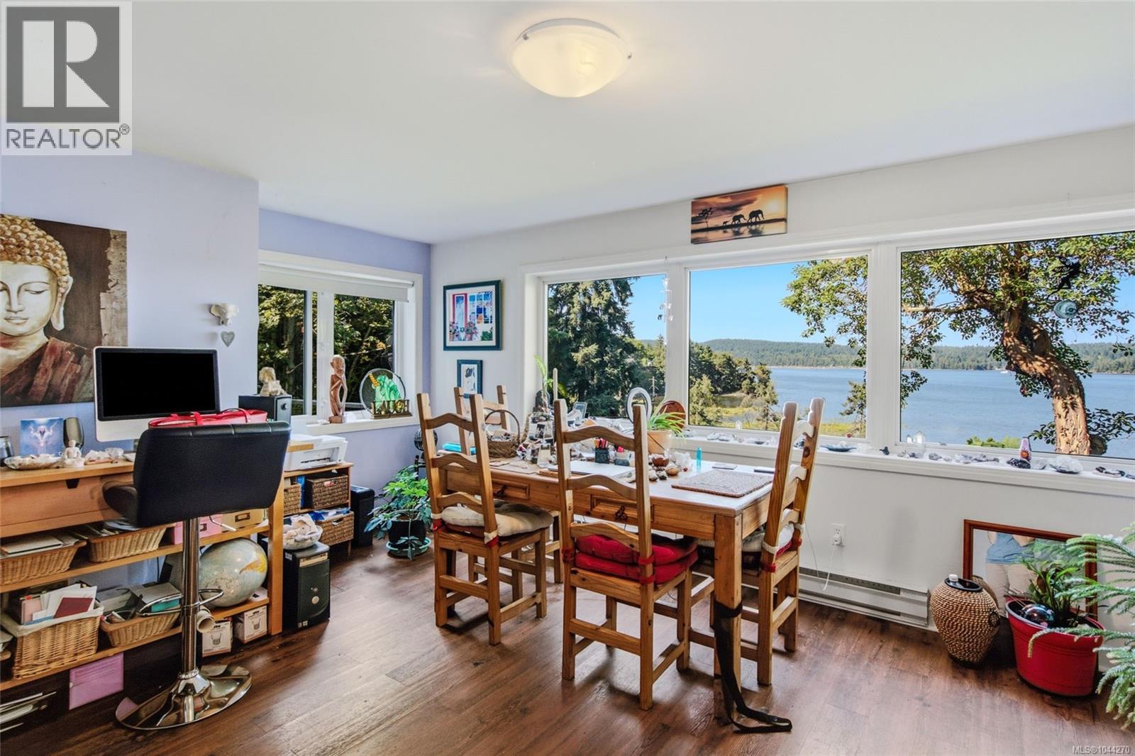 302 Roland Rd, Ladysmith