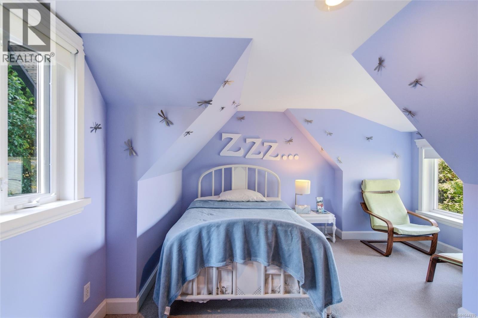 302 Roland Rd - 38