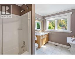 302 Roland Rd, Ladysmith, BC V9G1X8 Photo 43
