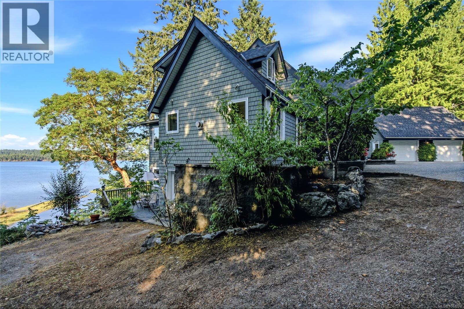 302 Roland Rd - 28