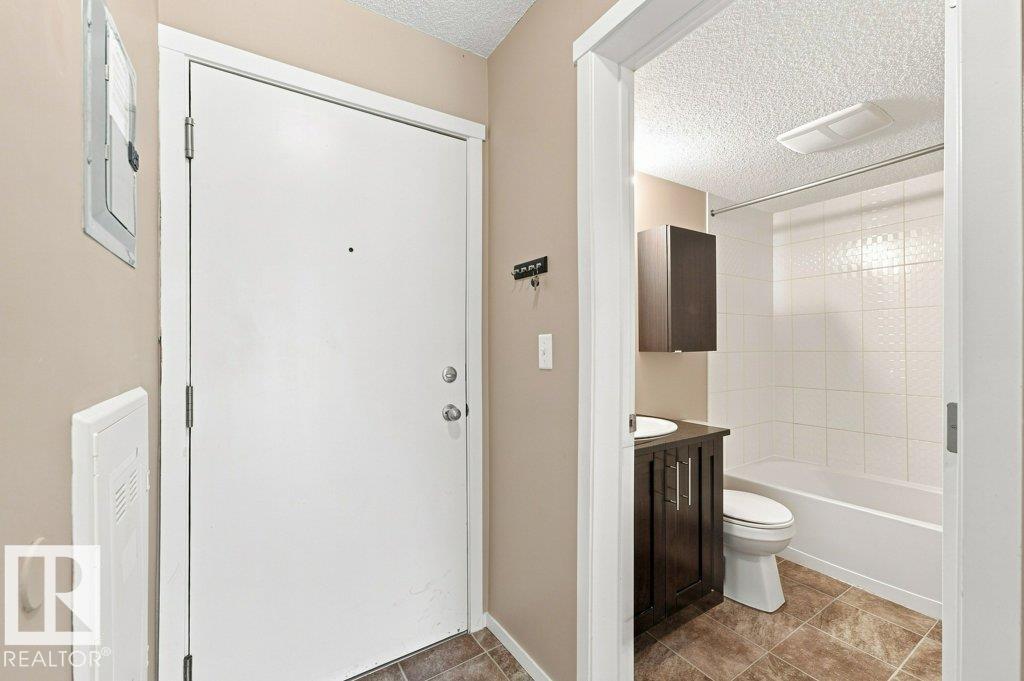 #119 111 WATT CM SW, Walker, Edmonton photo 4