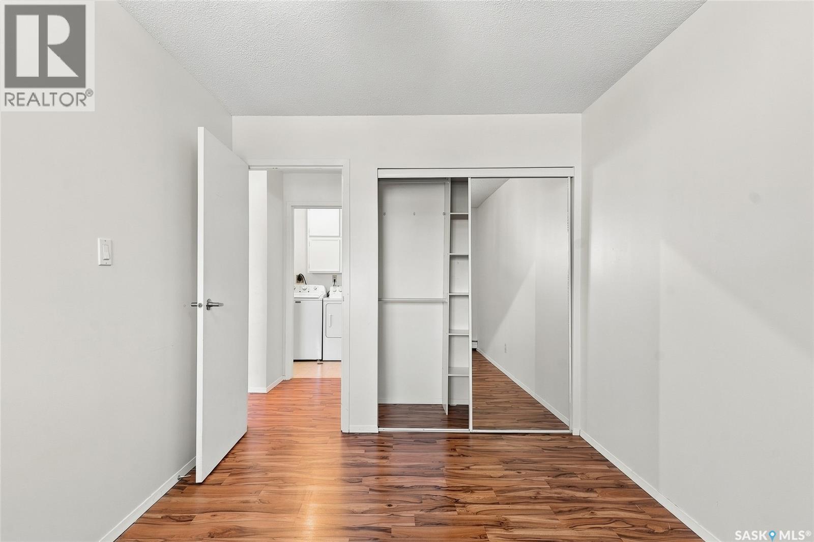#307 211 Tait PLACE - 14