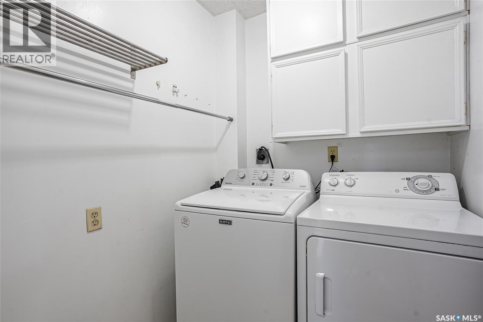 #307 211 Tait PLACE - 17