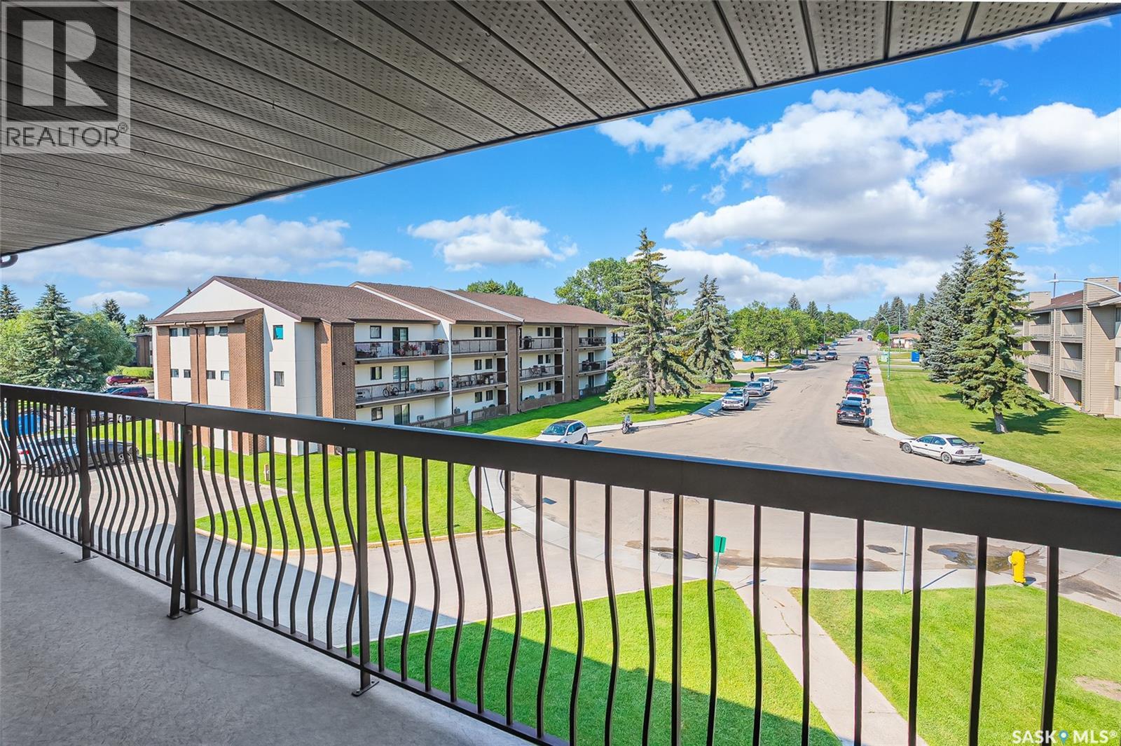#307 211 Tait PLACE - 20