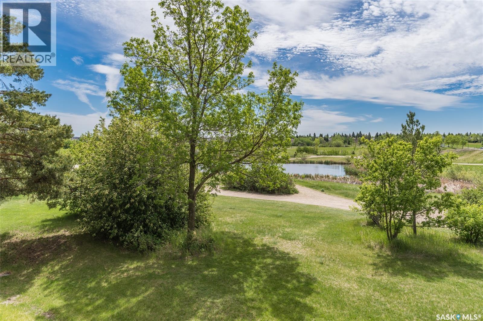 #307 211 Tait PLACE - 26