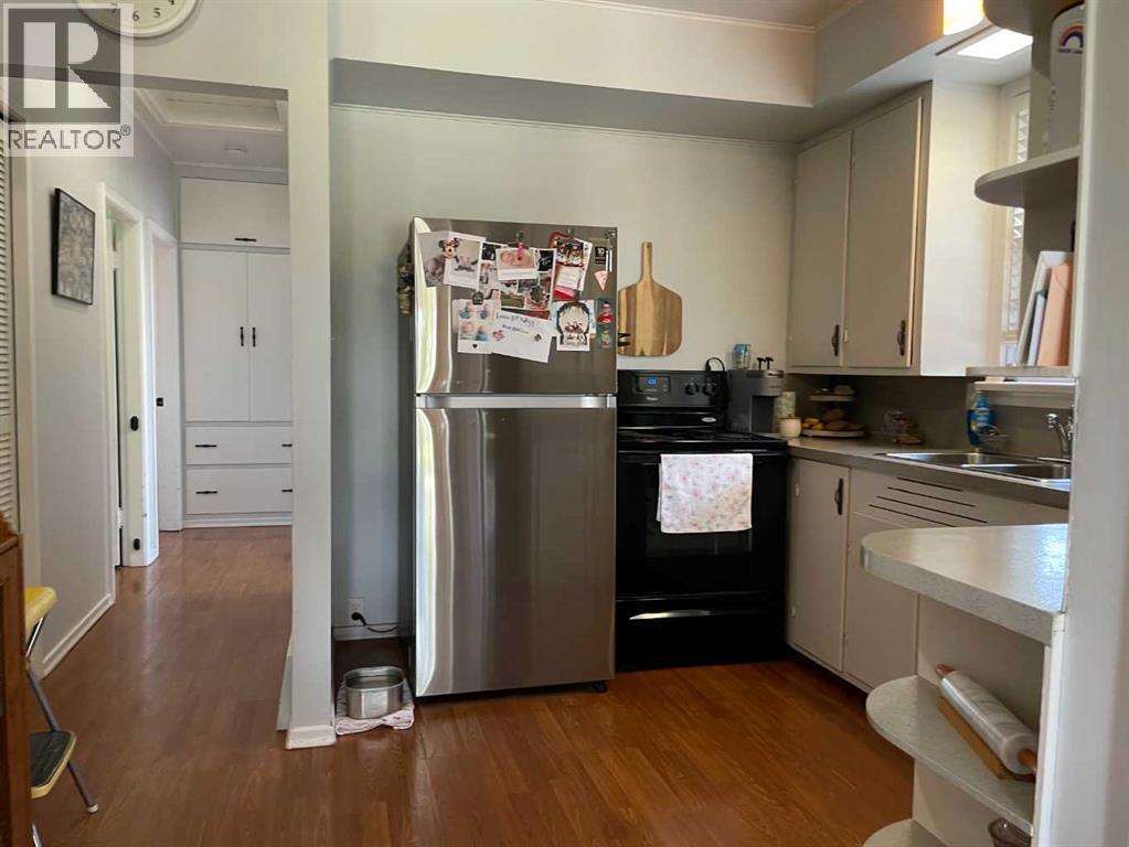 11136 103 Avenue - Image 20