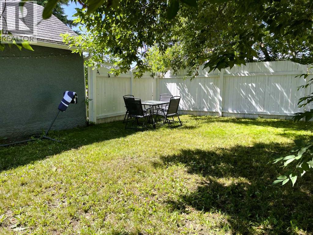 11136 103 Avenue - Image 34