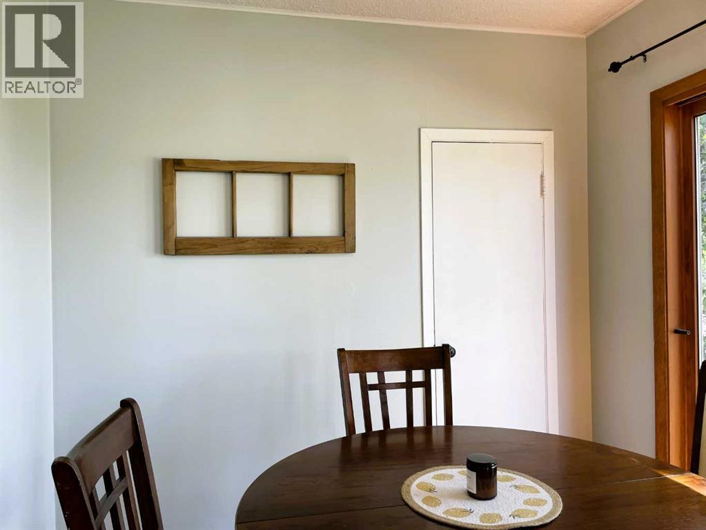 11136 103 Avenue - Image 15