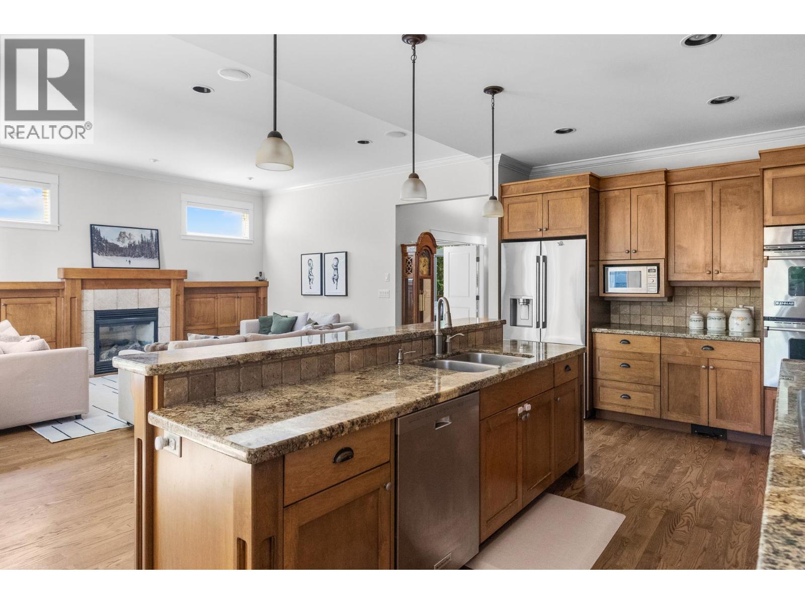 1717 Canyon View Court - 32
