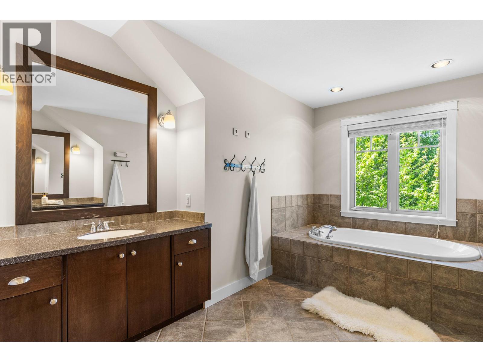 1717 Canyon View Court - 47