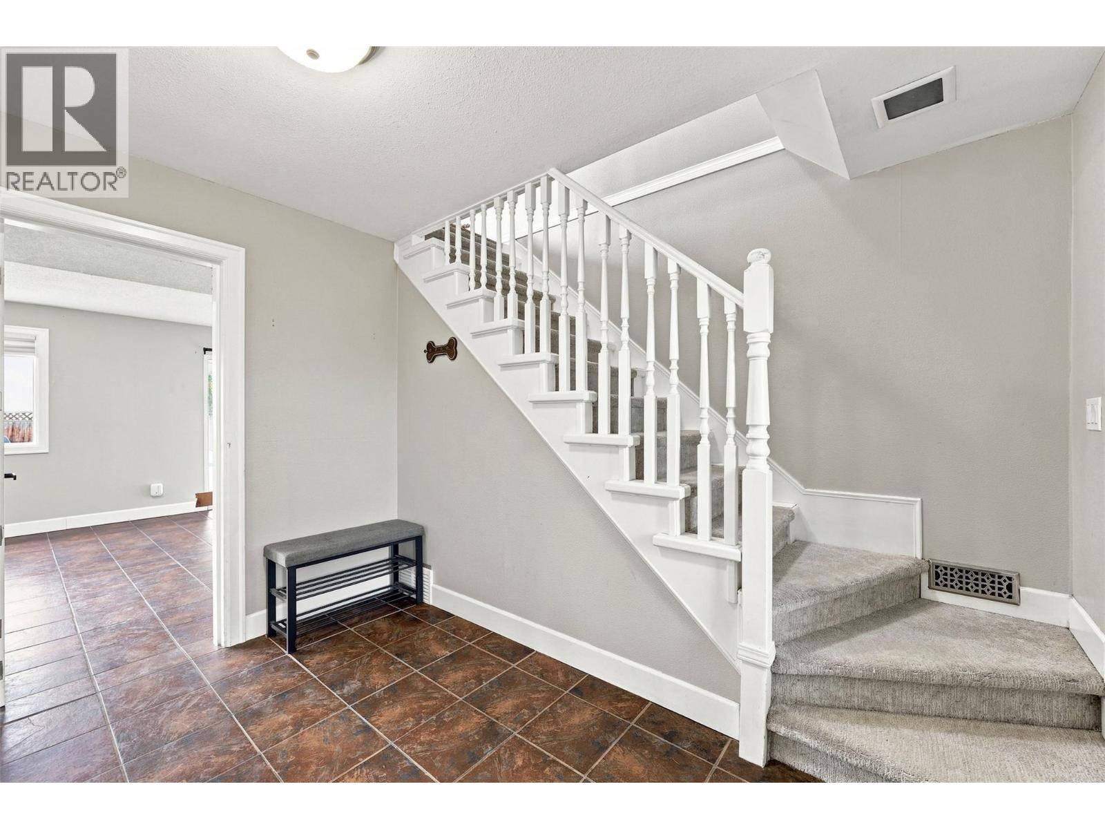 364 Collingwood Drive - 36