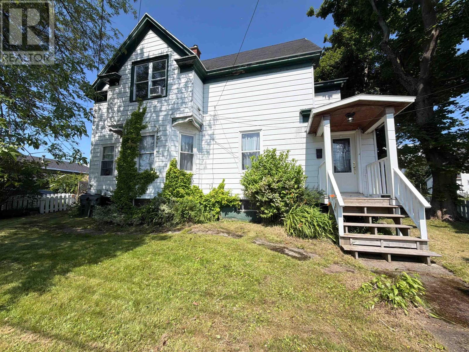 260 York Street