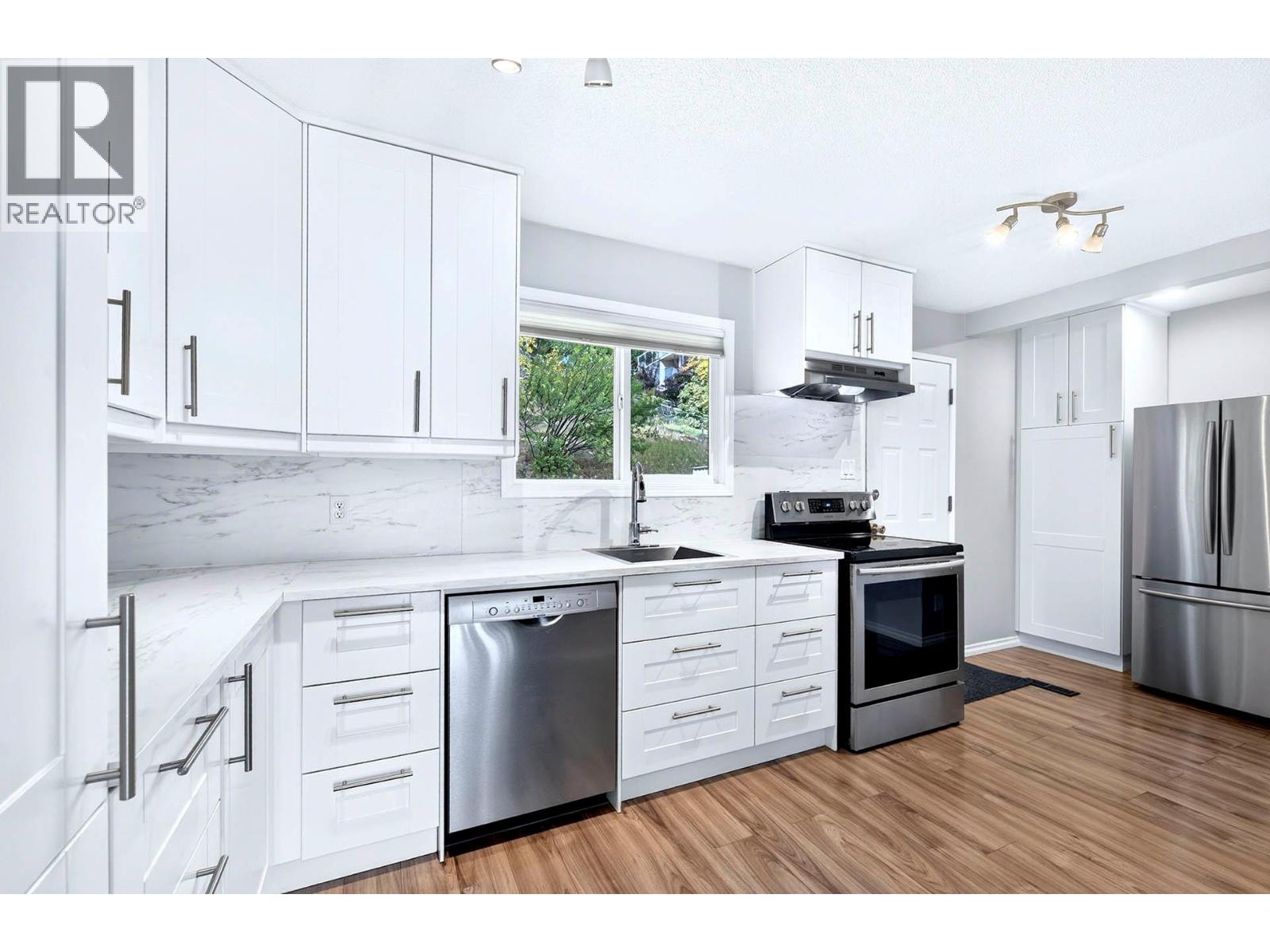 #56 1469 SPRINGHILL Drive - 10