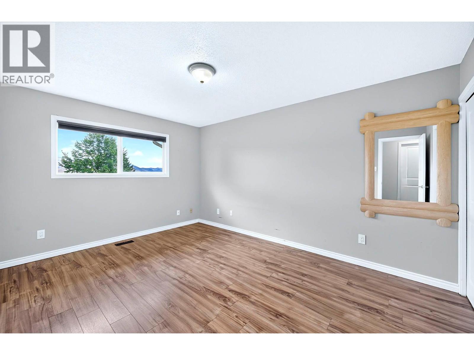 #56 1469 SPRINGHILL Drive - 17