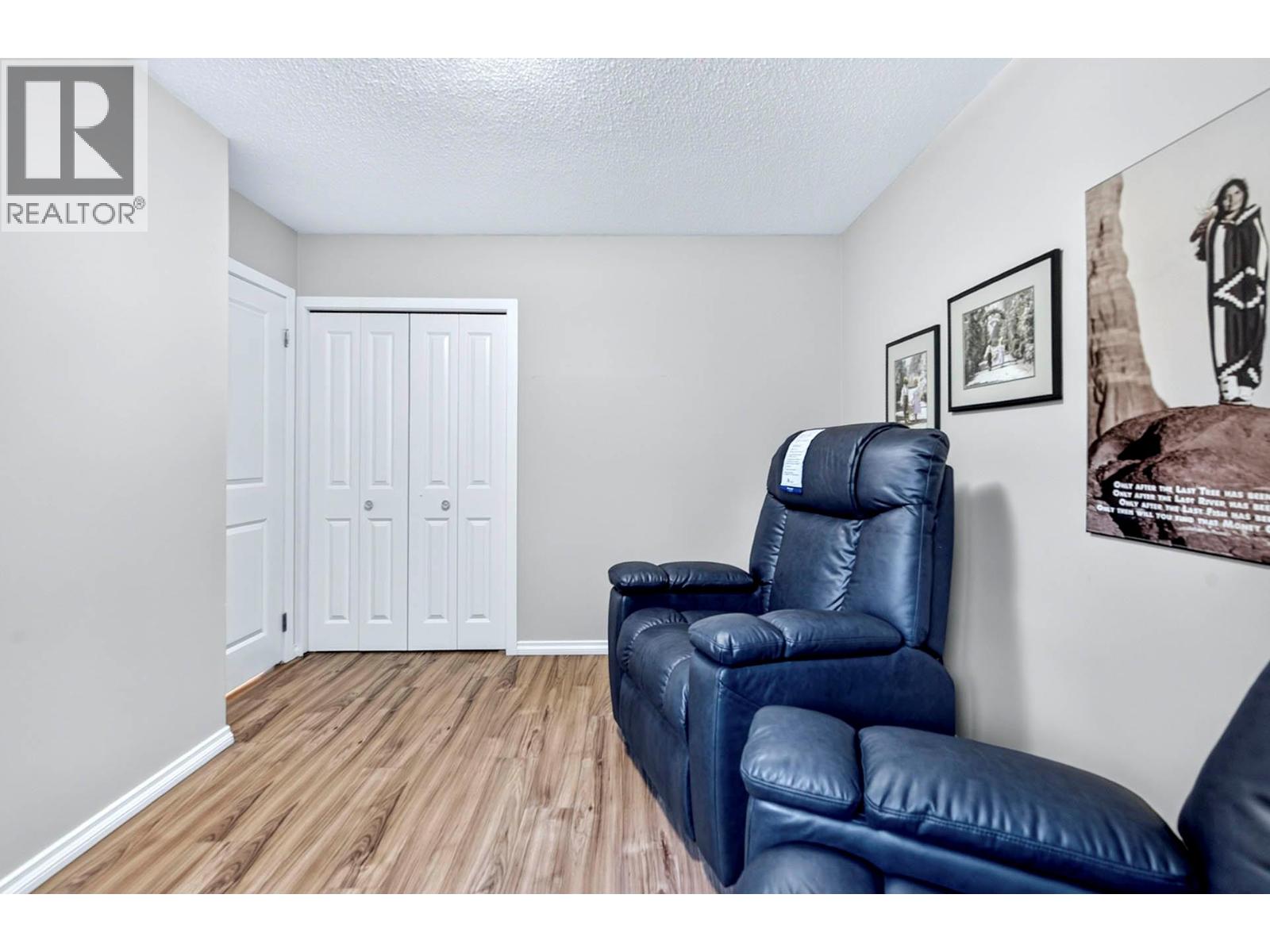 #56 1469 SPRINGHILL Drive - Image 20