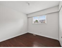 2068 Ridgeway Street, Abbotsford, BC V2T3X7 Photo 12