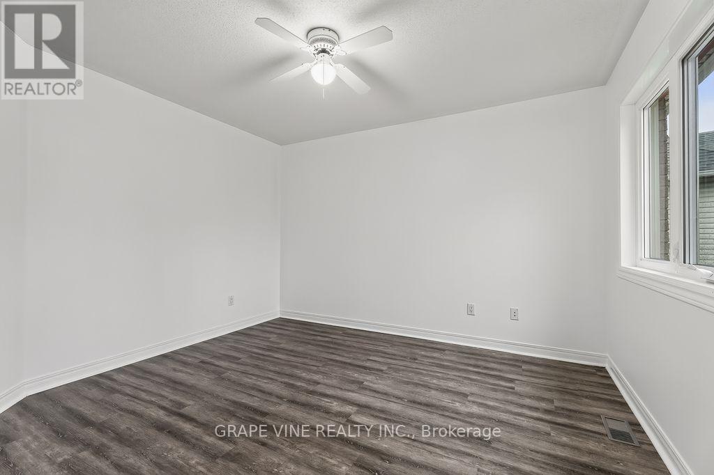 105 ROWALLEN PLACE - 22