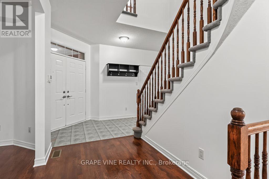 105 ROWALLEN PLACE - 5