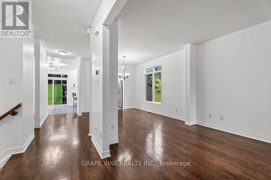 105 ROWALLEN PLACE - 8