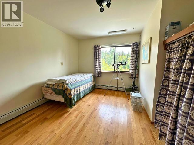 5815 SHELTER POINT ROAD, Texada Island