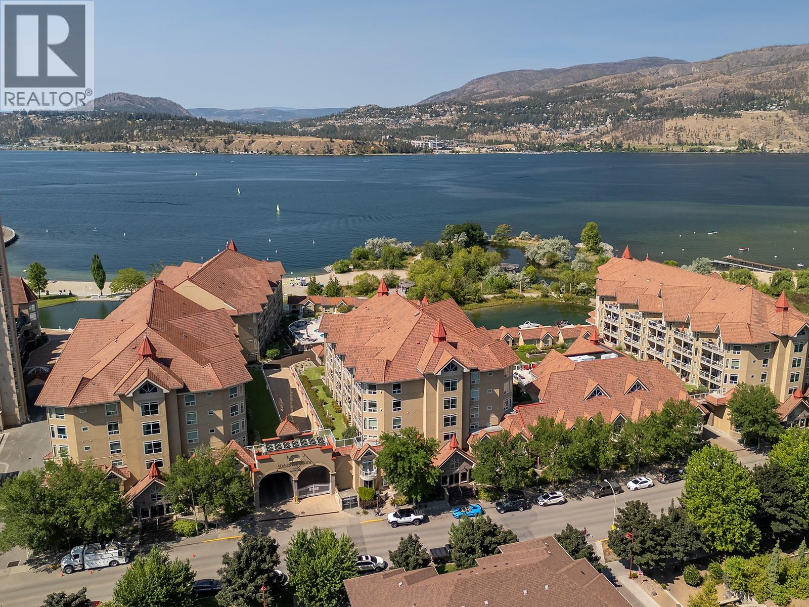 242 1088 Sunset Drive, Kelowna