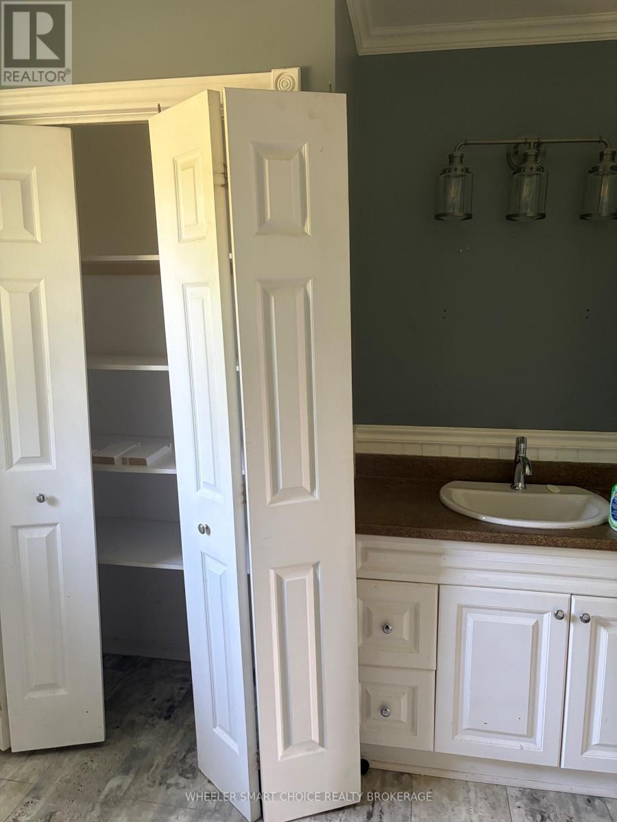 17109 HEADLINE ROAD W - Image 9