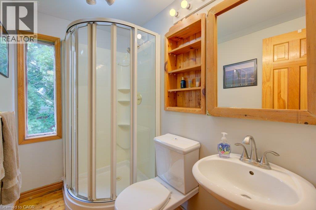 1249 NOTRE DAME Drive - Image 24