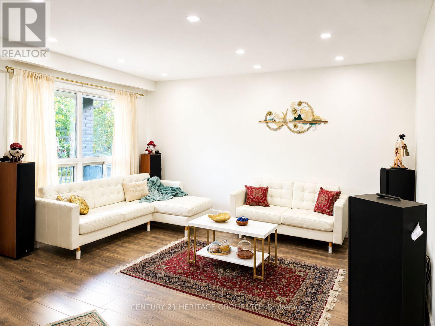 124 REGINA AVENUE - Image 3