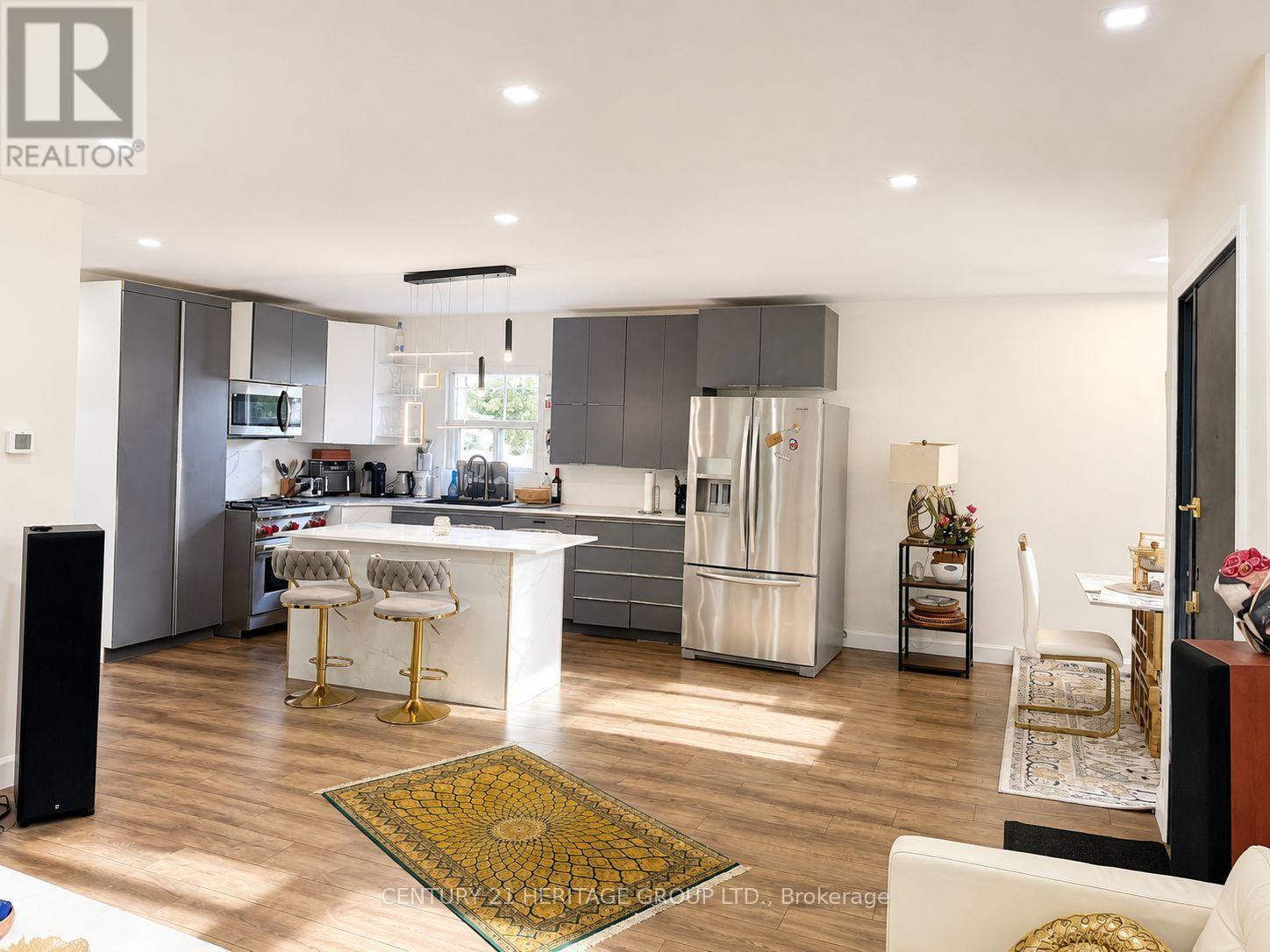 124 REGINA AVENUE - Image 5