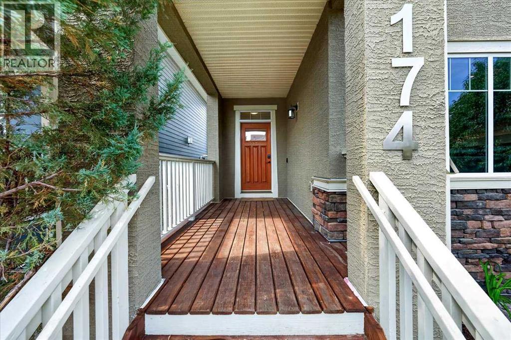 174 Mahogany Heights SE, Mahogany, Calgary photo 2