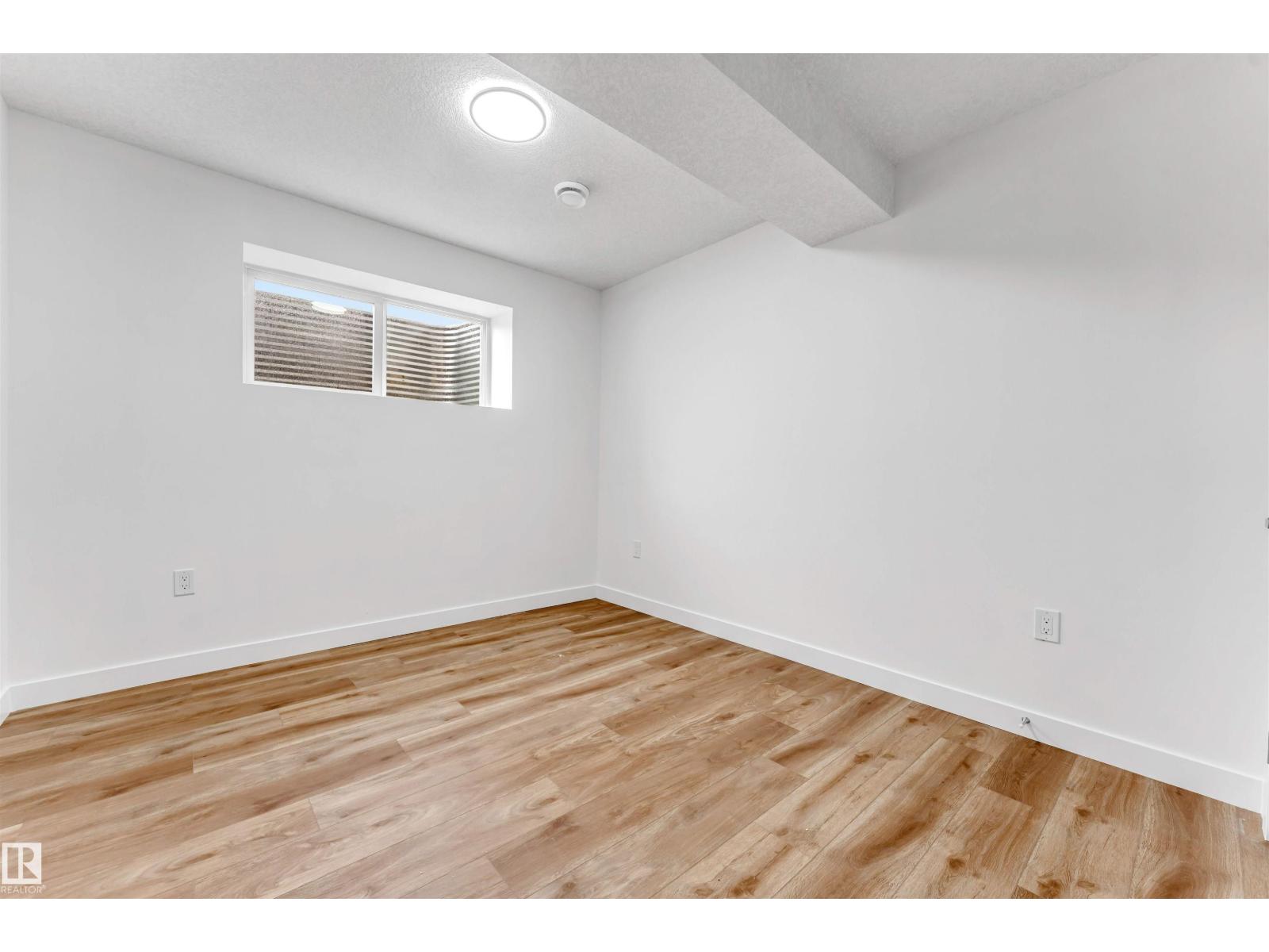 1972 210 ST NW - 41